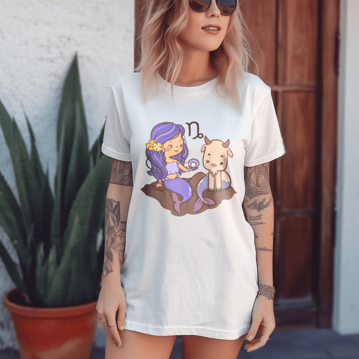 Capricorn Cute Graphic T-shirtT-Shirt
