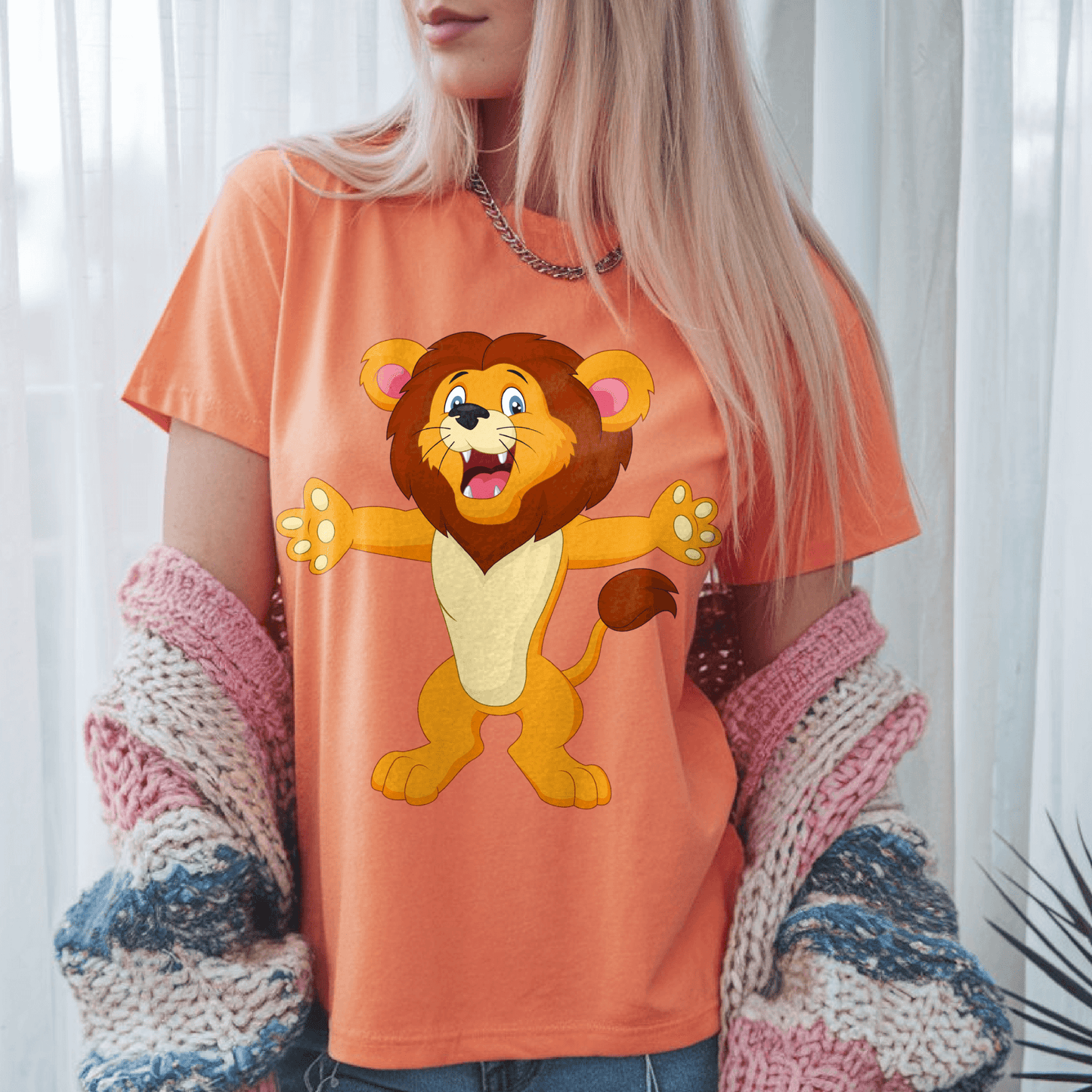 Leo/Lion symbol zodiac graphic t-shirtT-Shirt
