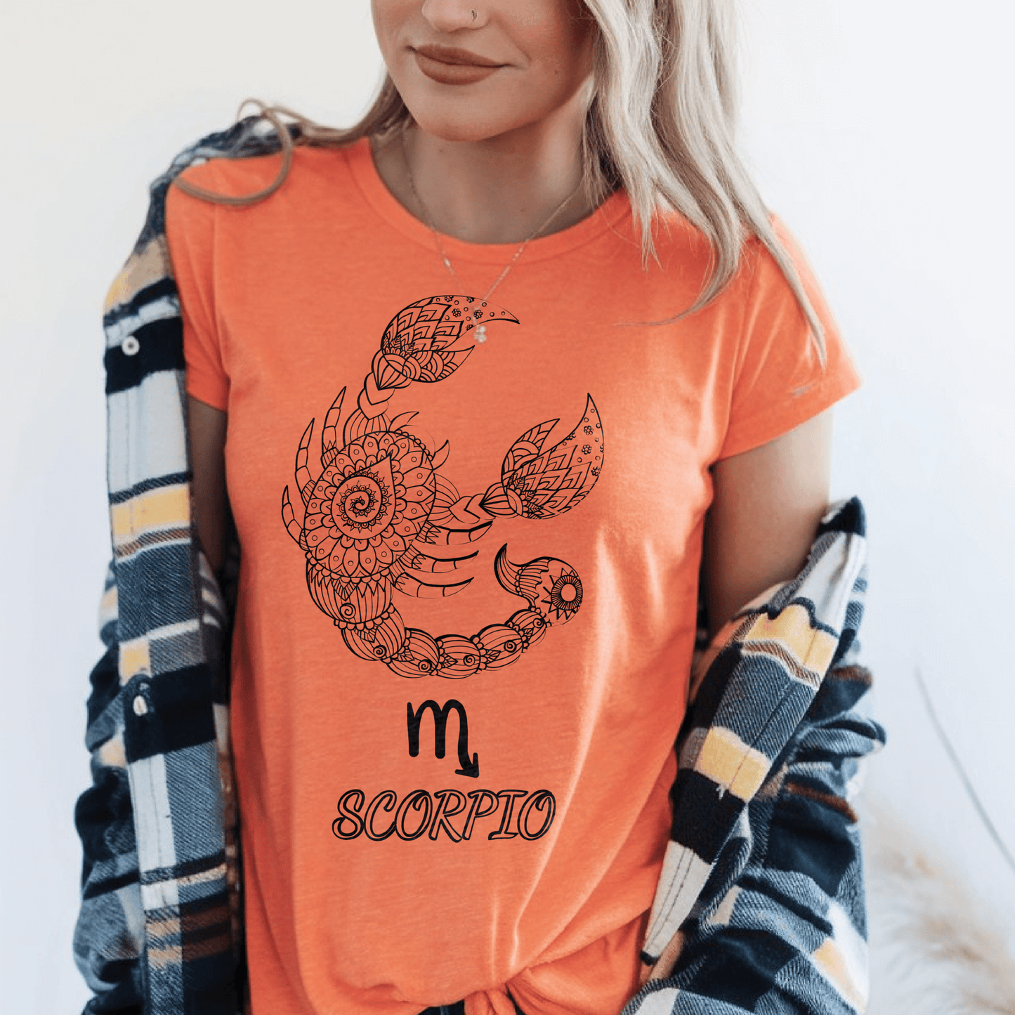 Scorpio illustration Astrology Zodiac TShirtT-Shirt
