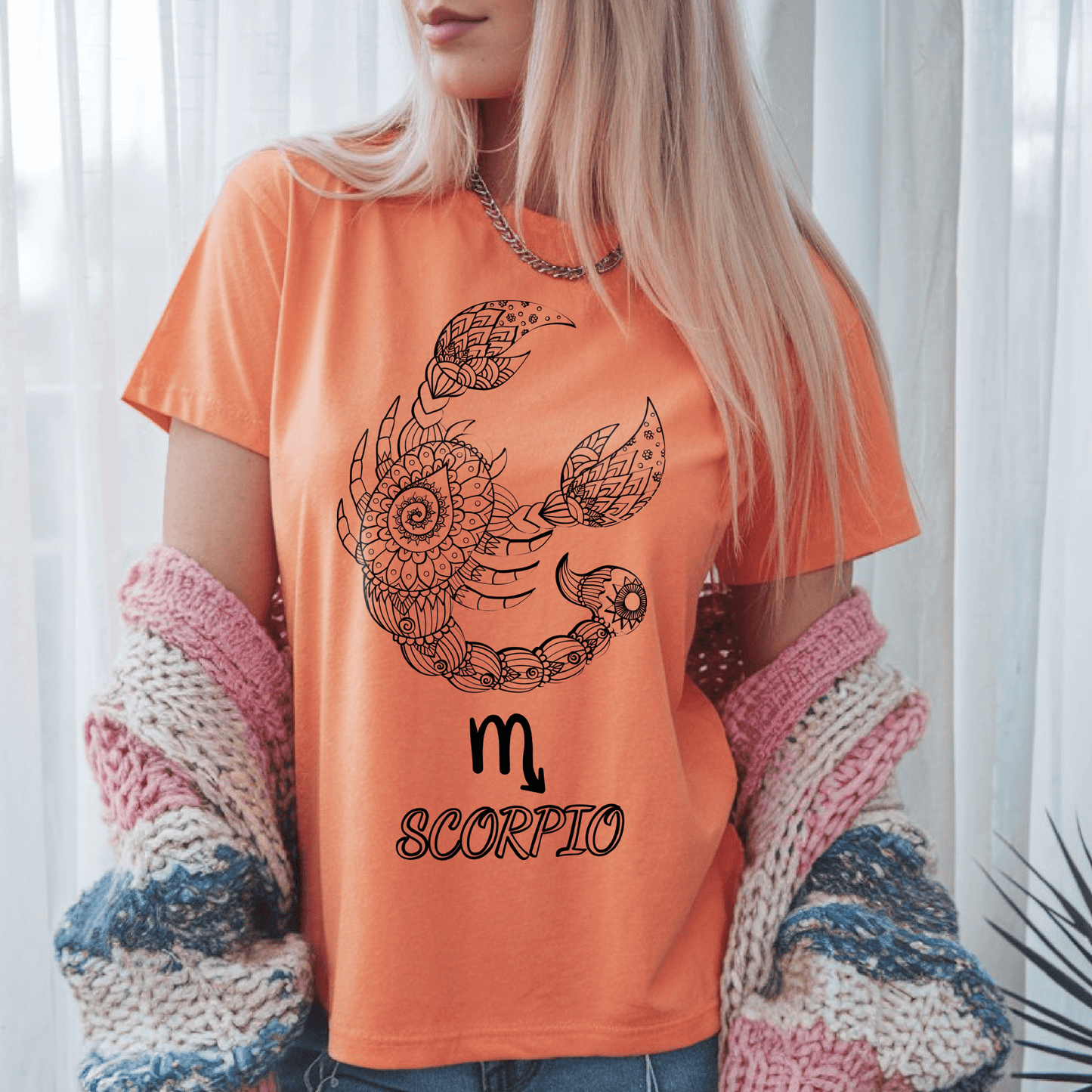 Scorpio illustration Astrology Zodiac TShirtT-Shirt