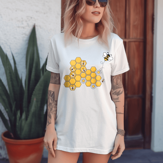Honeybee graphic zodiac T-shirtT-Shirt
